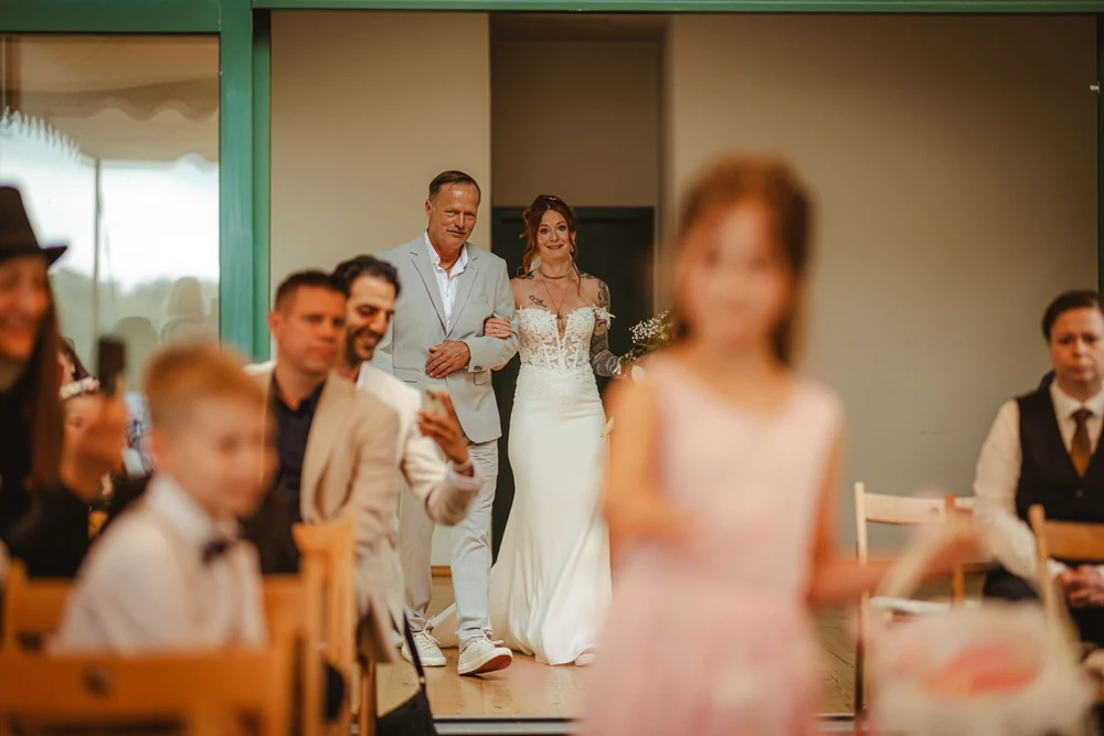 Hochzeit auf Schloss und Gut Liebenberg am See – Hochzeitsfoto 14 von 66