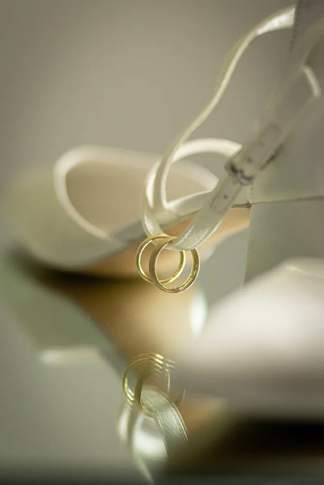 Sommerhochzeit Ein Sommertag unter Weiden – Hochzeitsfoto 2 von 51
