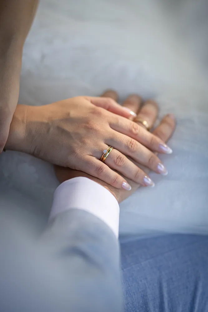 Sommerhochzeit Ein Sommertag unter Weiden – Hochzeitsfoto 37 von 51
