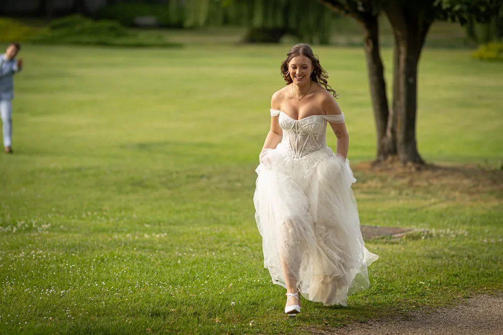 Sommerhochzeit Ein Sommertag unter Weiden – Hochzeitsfoto 51 von 51