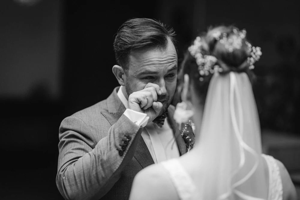 Kirchliche Hochzeit in Berlin – Trauung und Paarshooting – Hochzeitsfoto 16 von 100