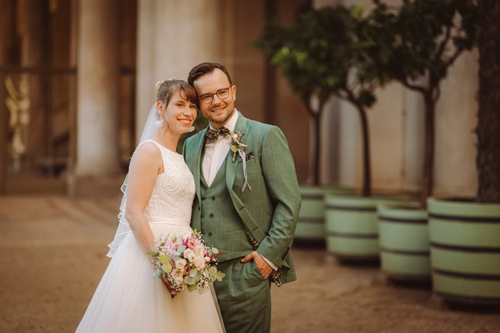 Kirchliche Hochzeit in Berlin – Trauung und Paarshooting – Hochzeitsfoto 74 von 100