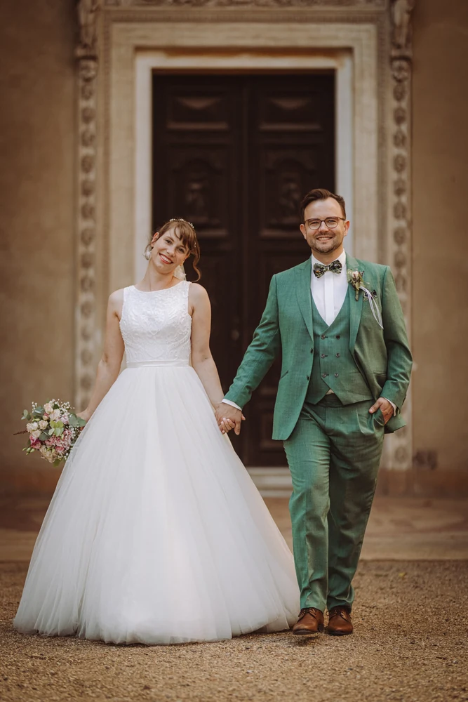 Kirchliche Hochzeit in Berlin – Trauung und Paarshooting – Hochzeitsfoto 76 von 100