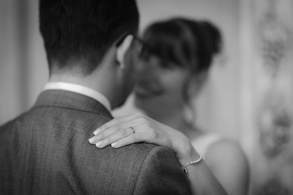 Kirchliche Hochzeit in Berlin – Trauung und Paarshooting – Hochzeitsfoto 81 von 100