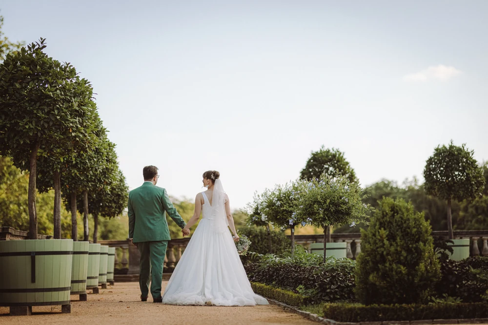 Kirchliche Hochzeit in Berlin – Trauung und Paarshooting – Hochzeitsfoto 85 von 100