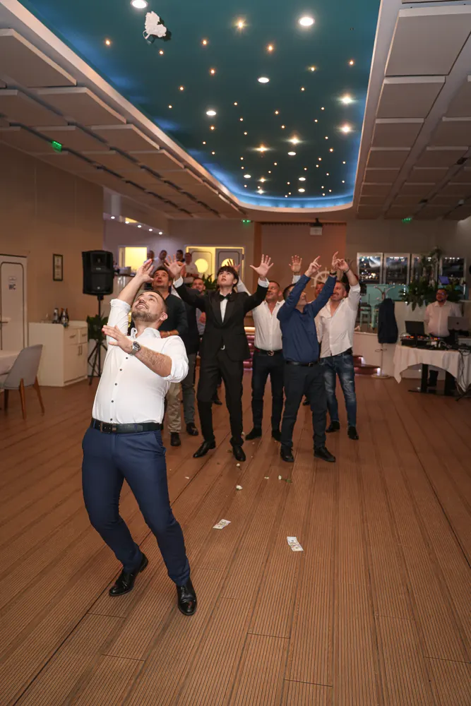Hochzeit in Varna – Zwischen Meer und Hochzeitskronen – Hochzeitsfoto 43 von 43